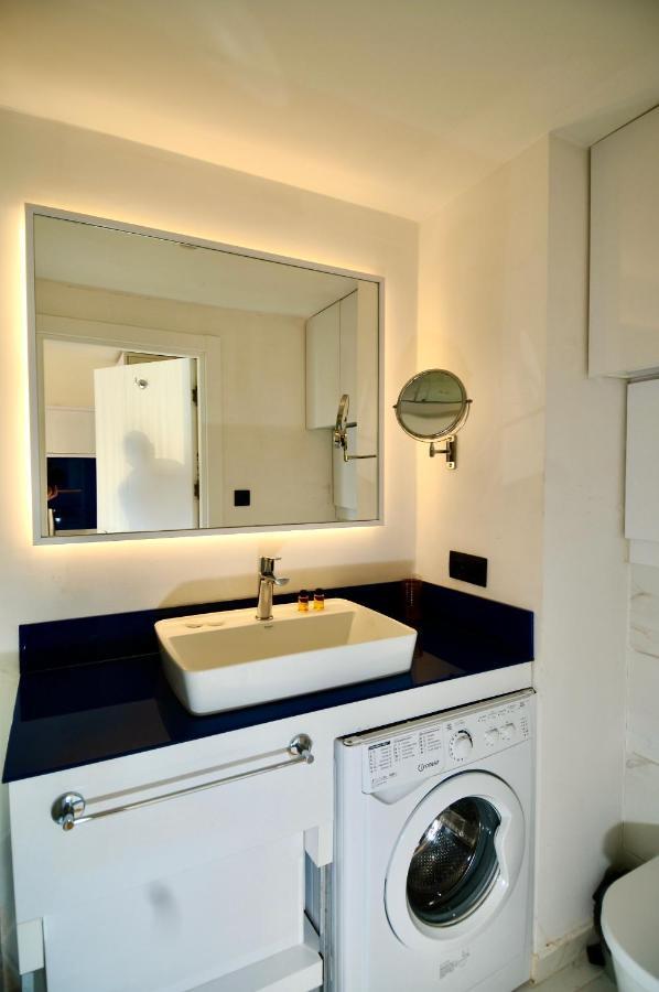 Batumi Apartments A&E Bagian luar foto