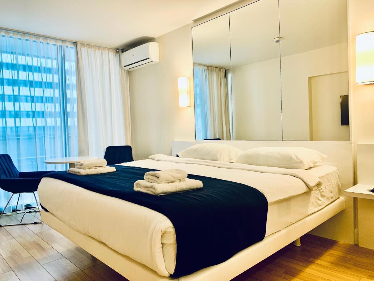 Batumi Apartments A&E Bagian luar foto