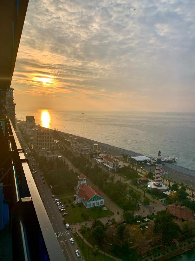 Batumi Apartments A&E Bagian luar foto
