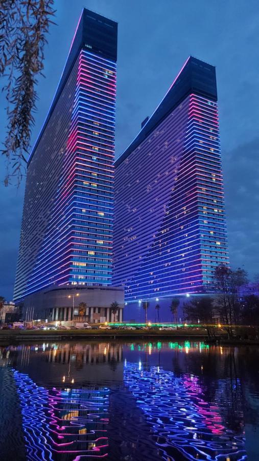 Batumi Apartments A&E Bagian luar foto