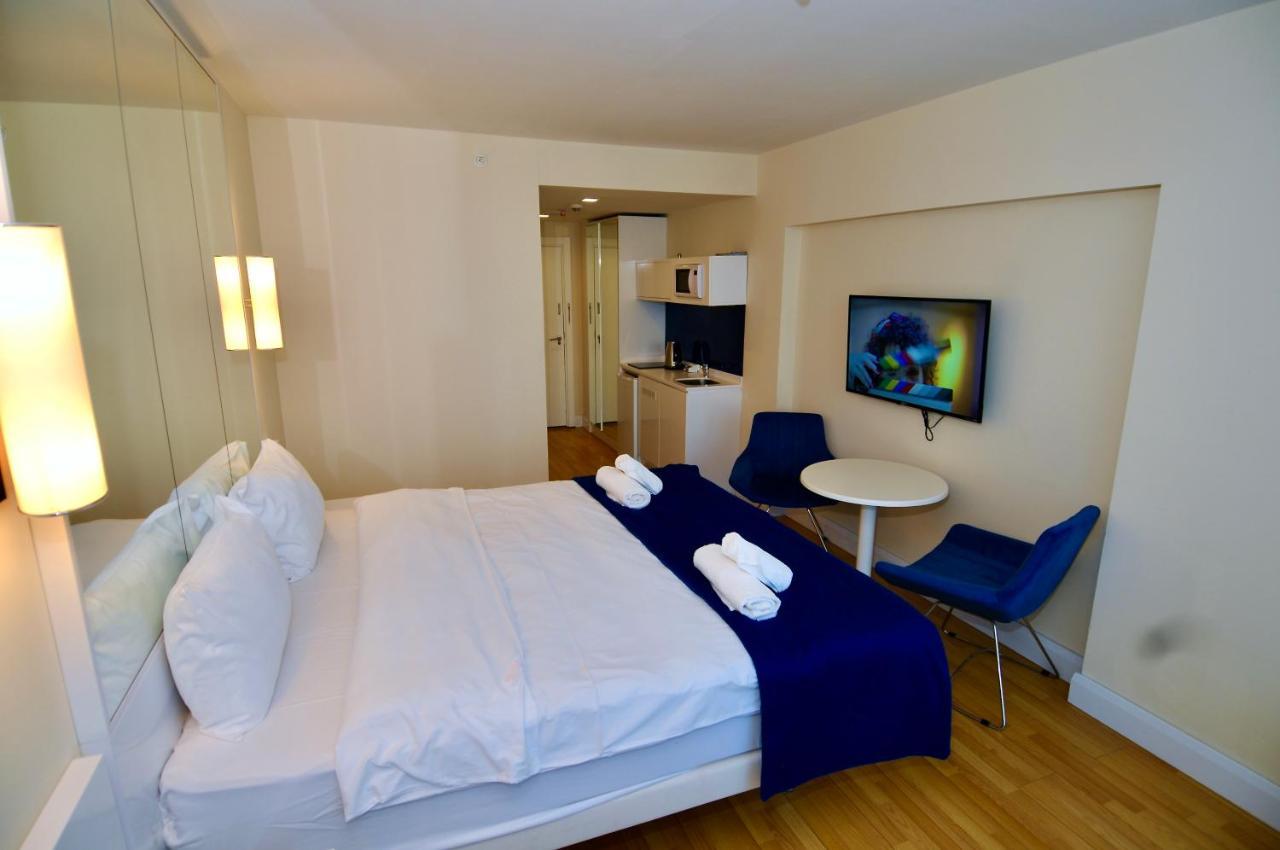 Batumi Apartments A&E Bagian luar foto