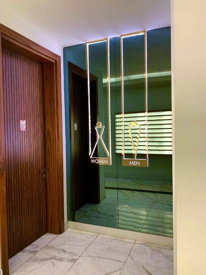 Batumi Apartments A&E Bagian luar foto